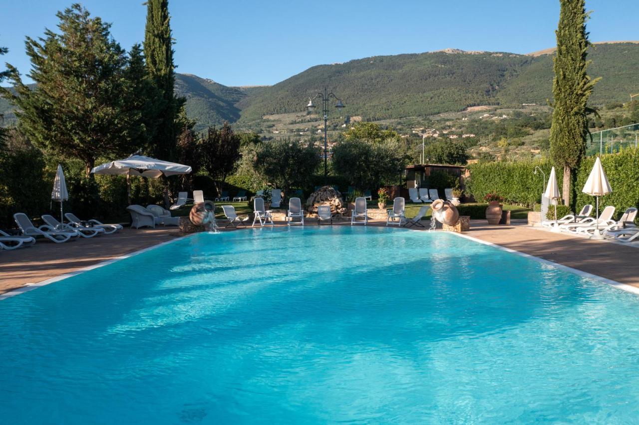 Hotel Villa Verde Ривоторто Екстериор снимка