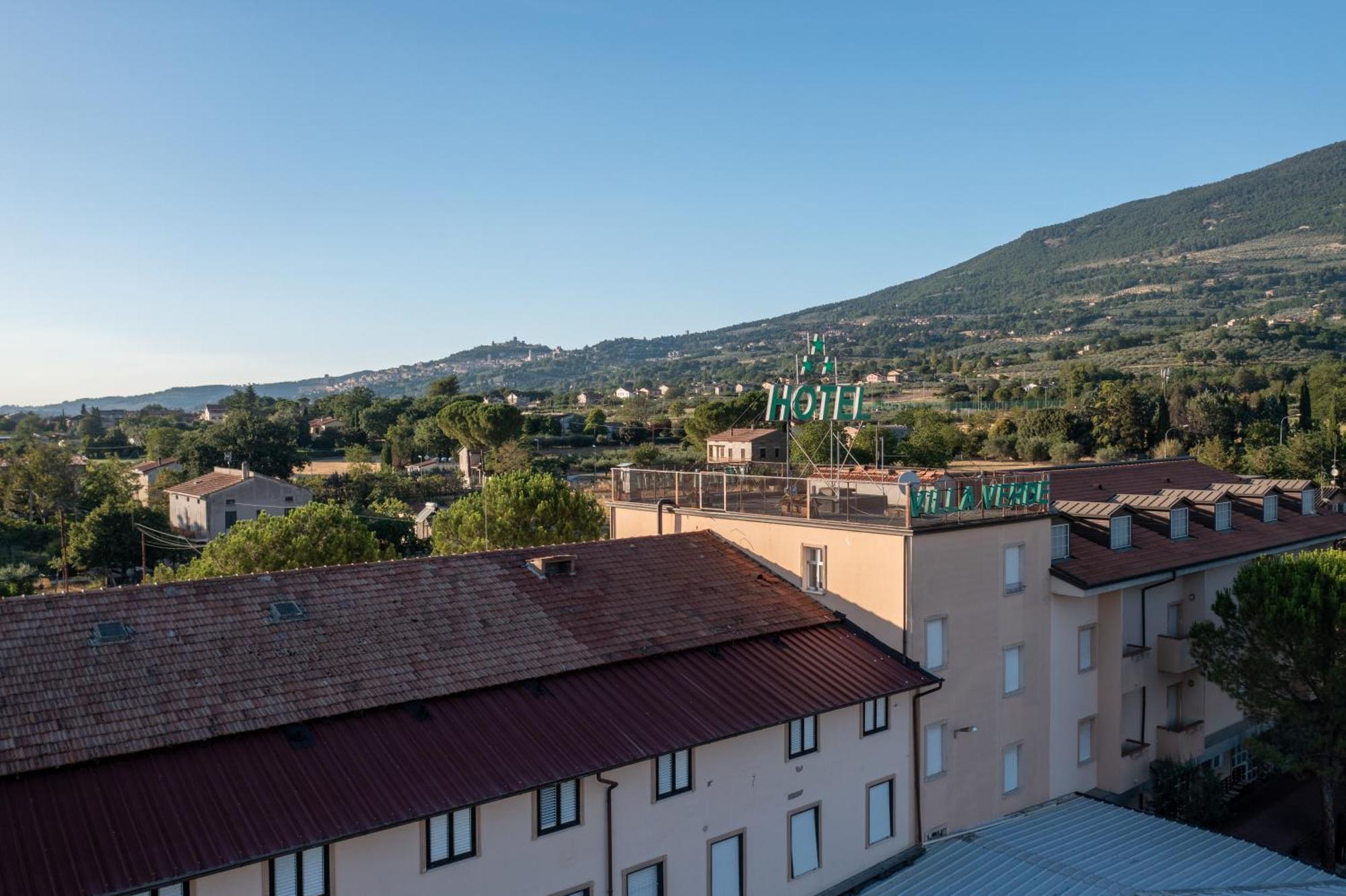 Hotel Villa Verde Ривоторто Екстериор снимка